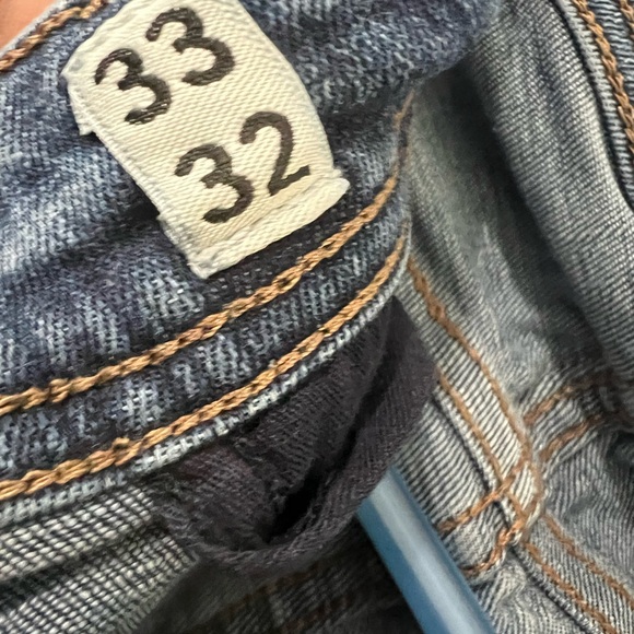 Jack & Jones jeans size 33 x 32 $60 IG: @SoleWorldWideHype - Picture 2 of 3